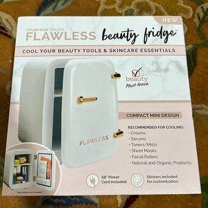 Finishing Touch Flawless beauty fridge New in Box